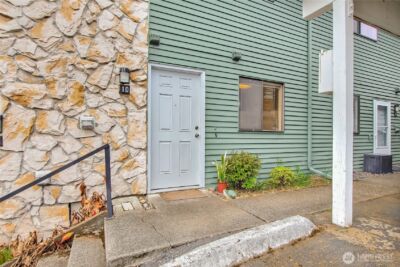 1040 S 320th Street #10D, Federal Way, WA 98003 - Photo 5