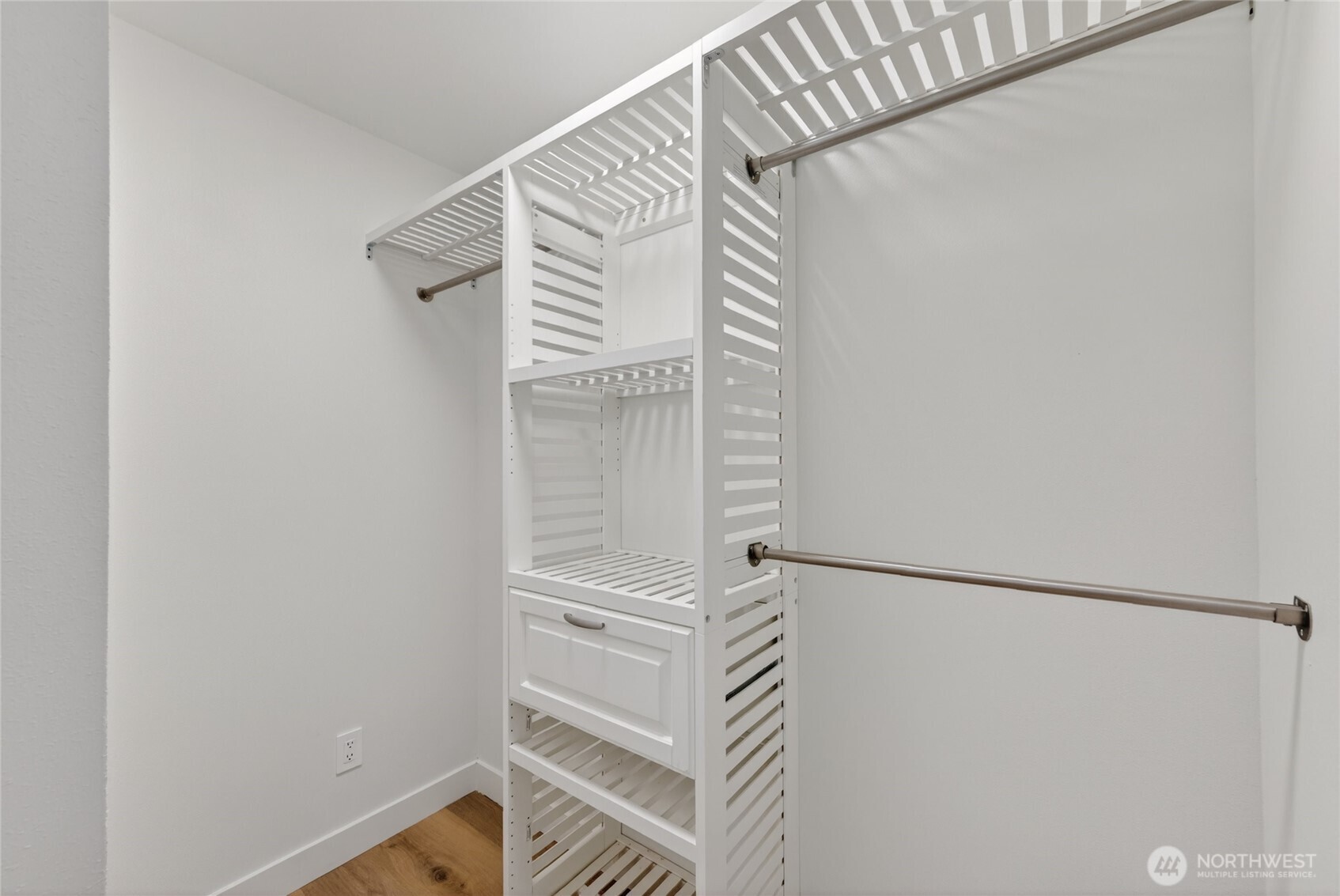 3002 Lakeway Drive , Bellingham, WA 98229