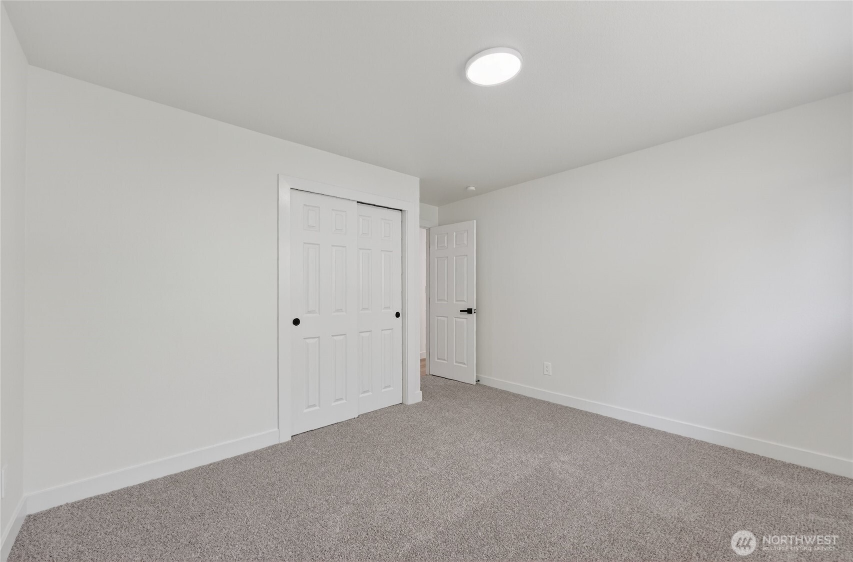 3002 Lakeway Drive , Bellingham, WA 98229
