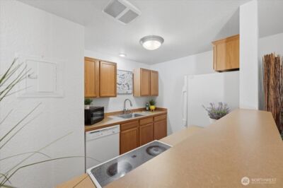 15416 40th Avenue W #B-22, Lynnwood, WA 98087 - Photo 11
