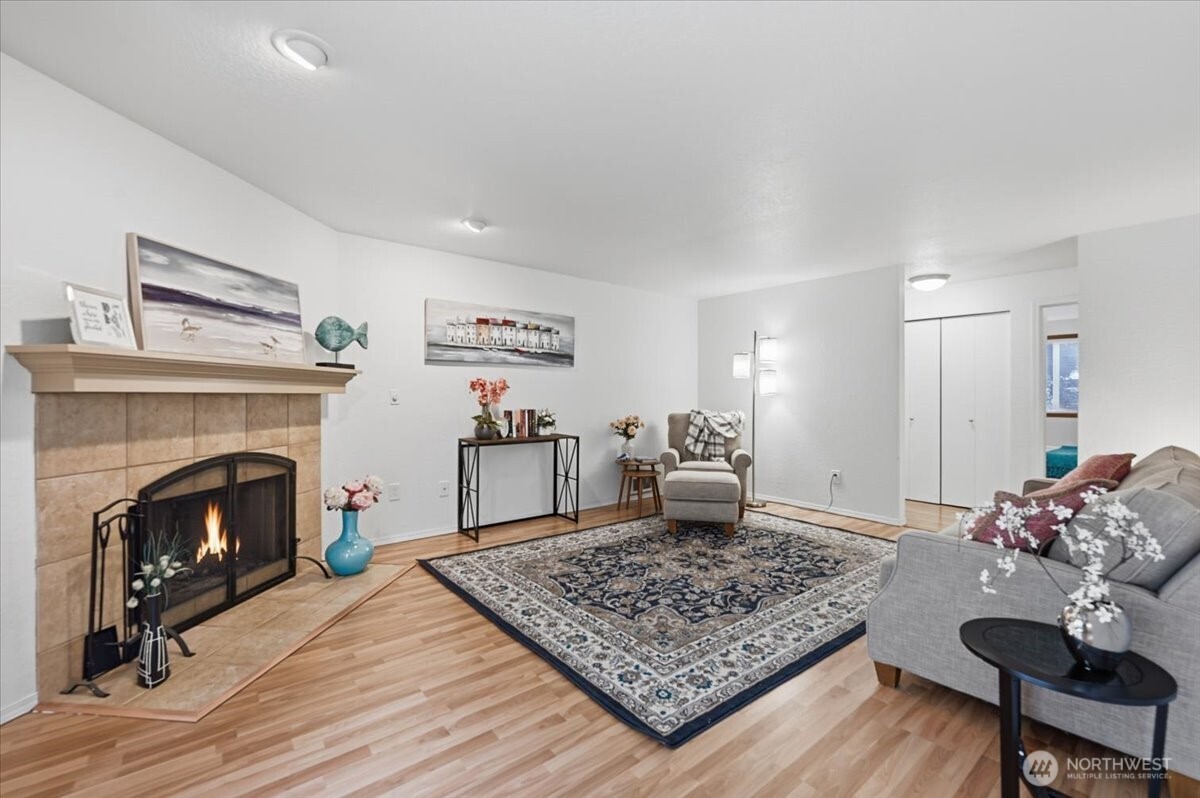 15416 40th Avenue W #B-22, Lynnwood, WA 98087