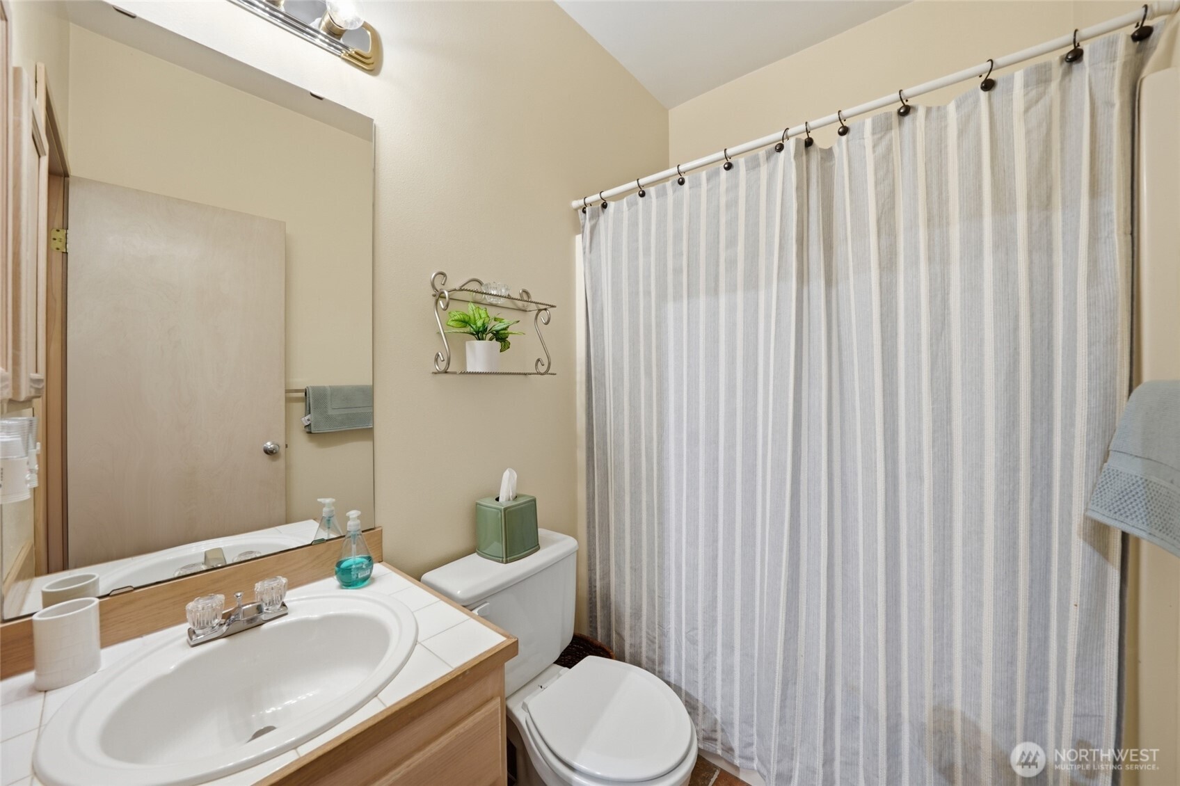 4525 47th Avenue S, Seattle, WA 98118