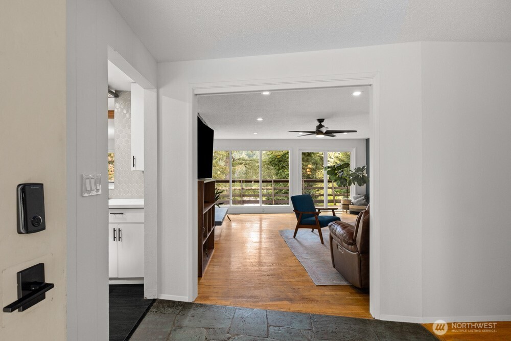 7506 66th Avenue W, Lakewood, WA 98499-8161