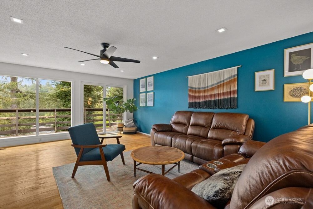 7506 66th Avenue W, Lakewood, WA 98499-8161