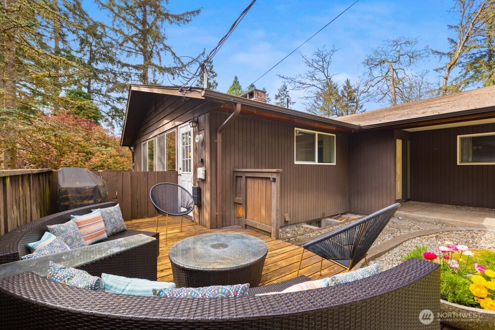 7506 66th Avenue W, Lakewood, WA 98499-8161