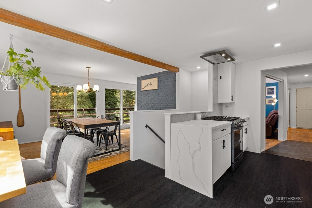 7506 66th Avenue W, Lakewood, WA 98499-8161