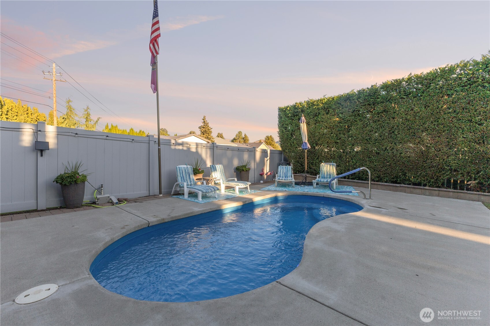 11 Lizzie Lane , Manson, WA 98831