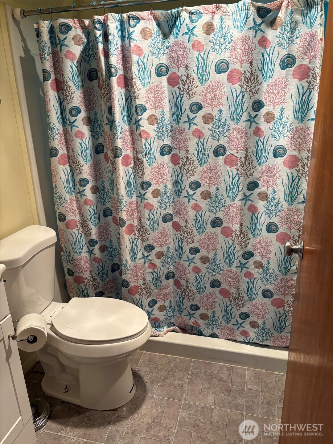 9008 Bong Loop #B, Moses Lake, WA 98837