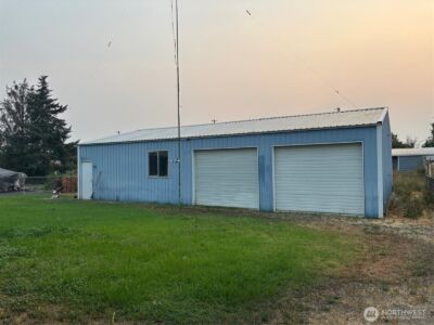 9008 Bong Loop #B, Moses Lake, WA 98837 - Photo 3
