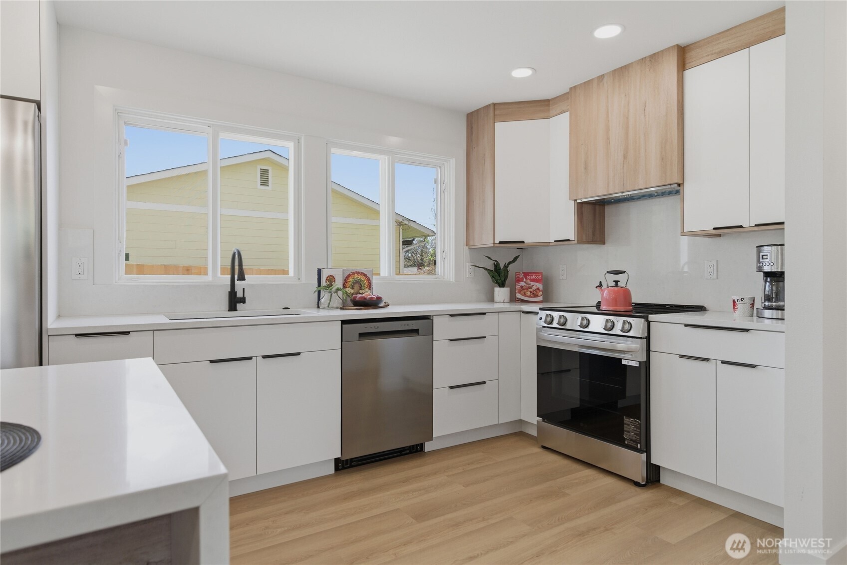 2103 S 249th Street , Kent, WA 98032