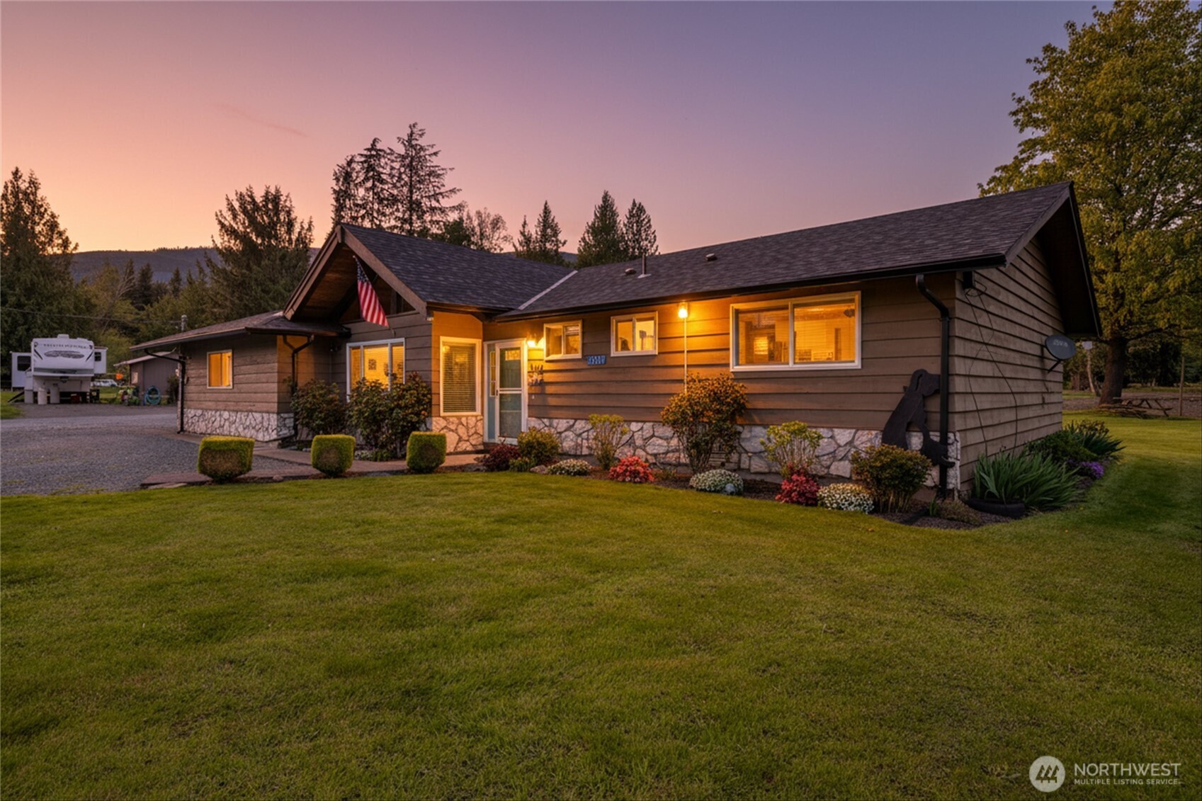 27930 Hoehn Road , Sedro Woolley, WA 98284