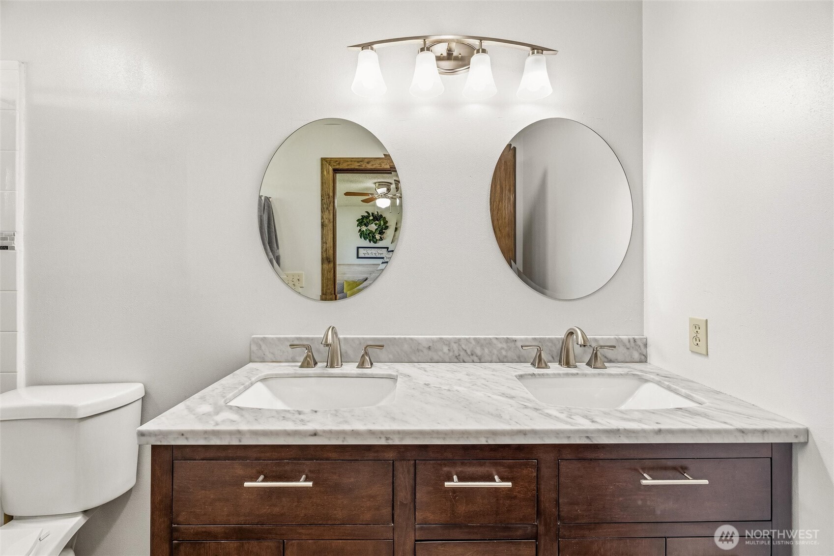 27930 Hoehn Road , Sedro Woolley, WA 98284
