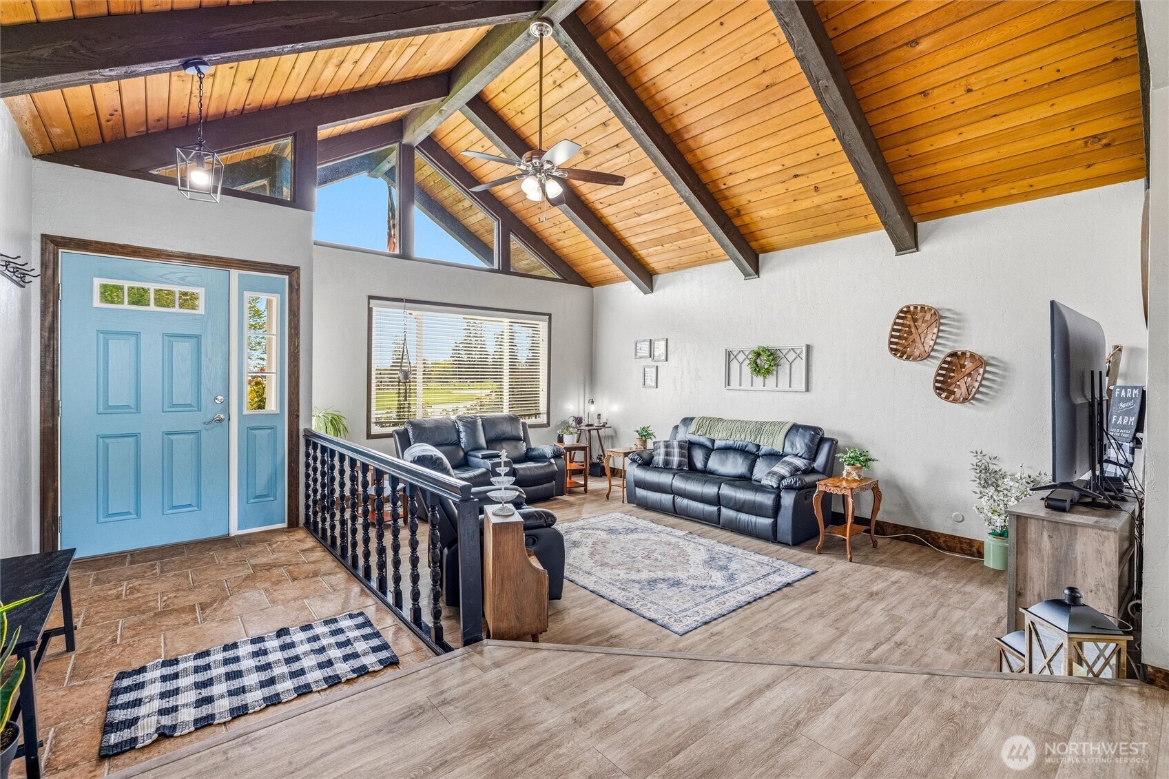27930 Hoehn Road , Sedro Woolley, WA 98284