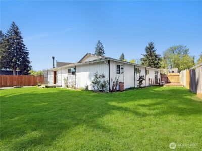 13329 58th Drive NE, Marysville, WA 98271 - Photo 2