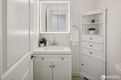 701 122nd Avenue NE #207, Bellevue, WA 98005 - Photo 14