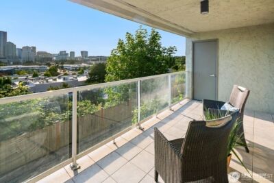 701 122nd Avenue NE #207, Bellevue, WA 98005 - Photo 6