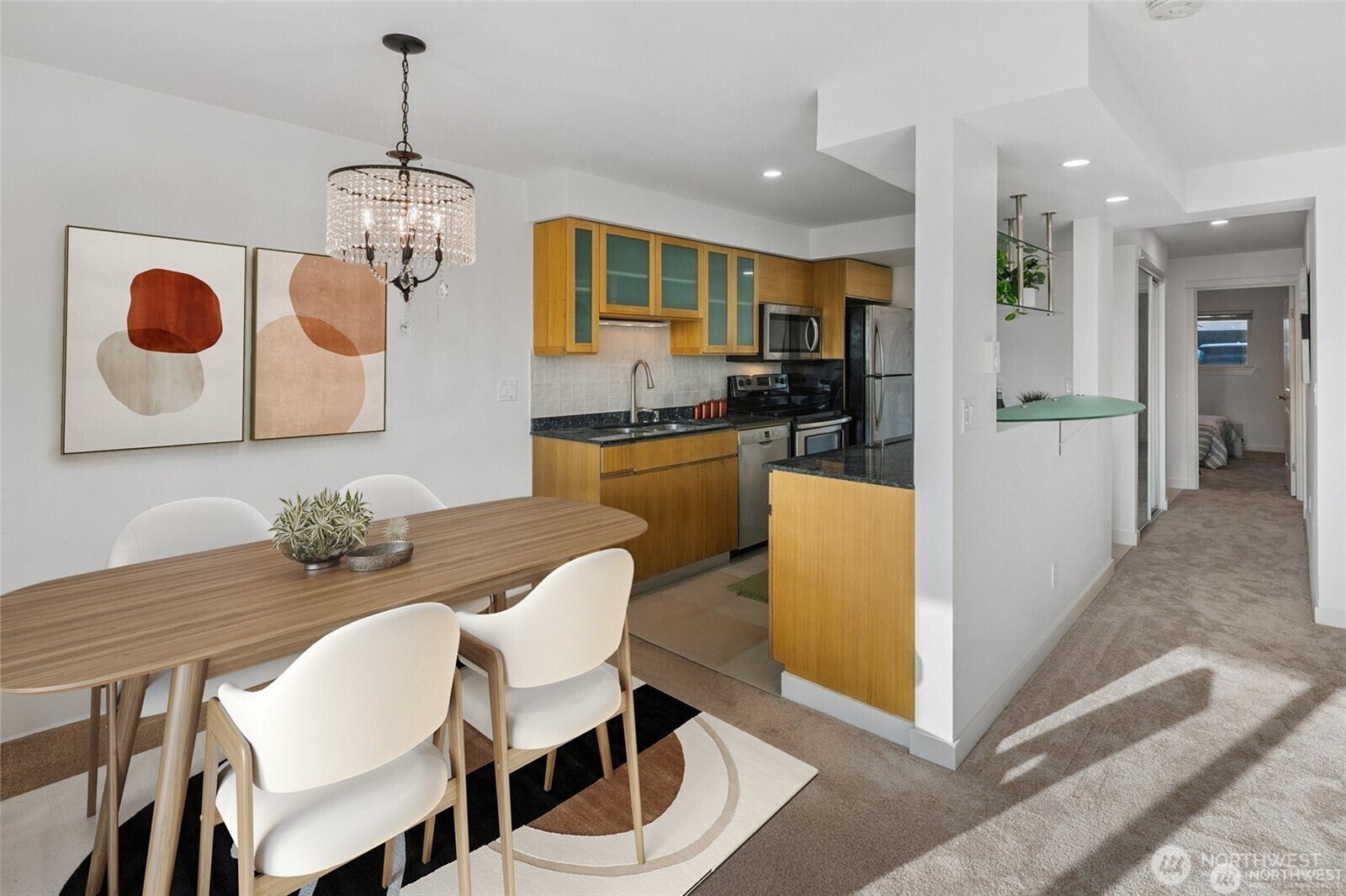 701 122nd Avenue NE #207, Bellevue, WA 98005
