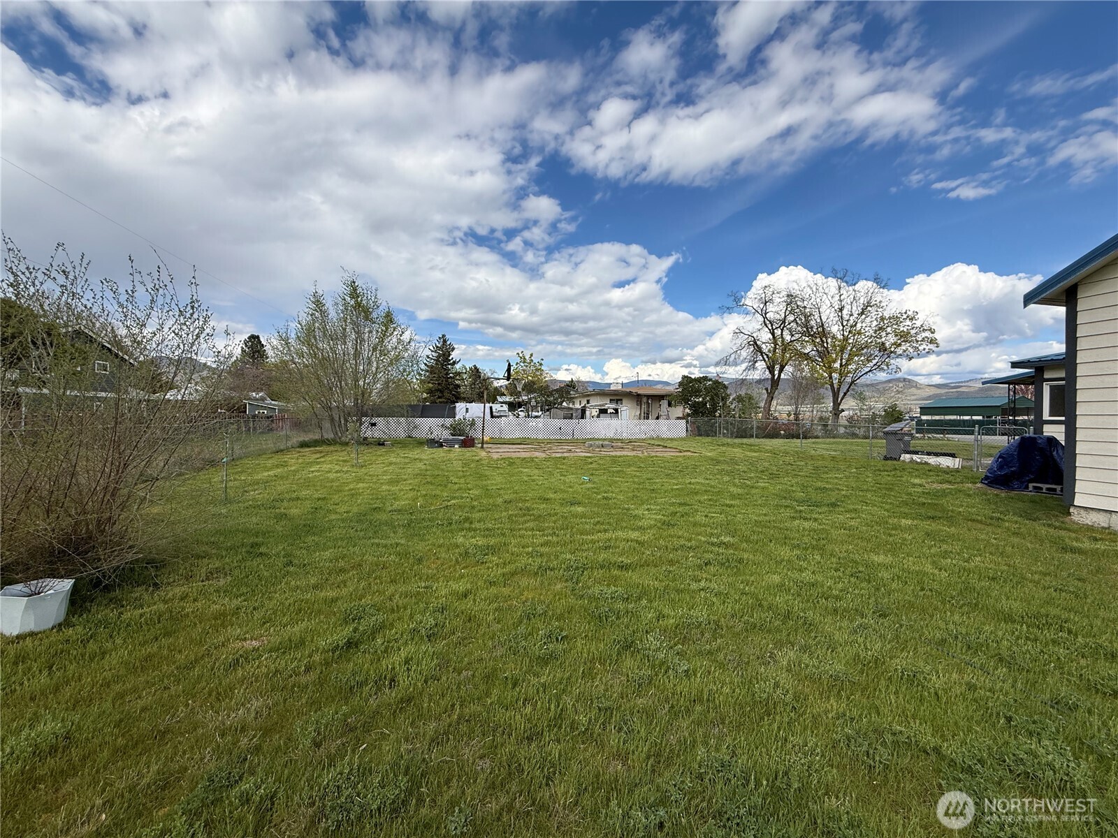 502 Fir Street , Oroville, WA 98844