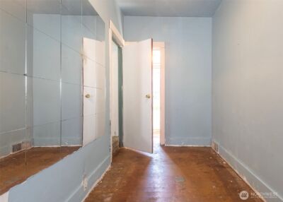 2214 N 60th Street , Seattle, WA 98103 - Photo 12
