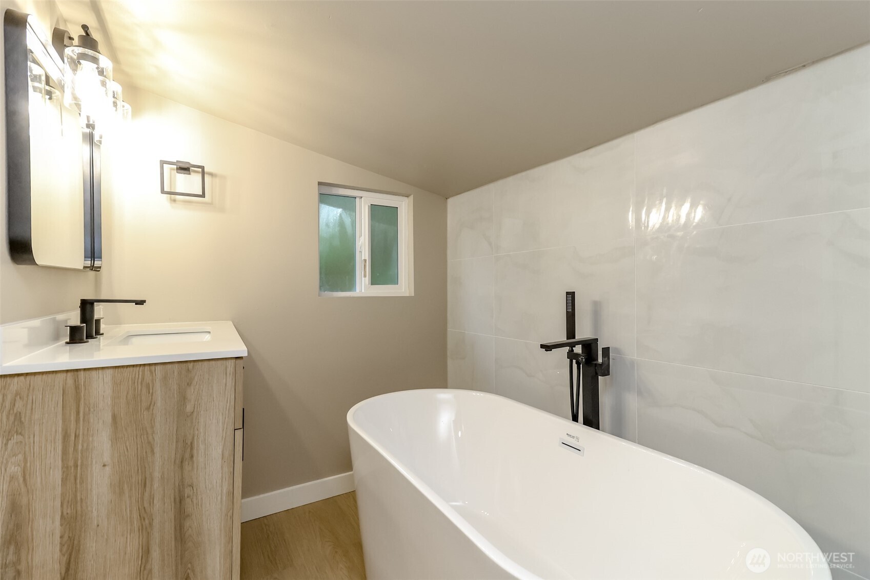 14410 Goodrich Drive NW, Gig Harbor, WA 98329-8793