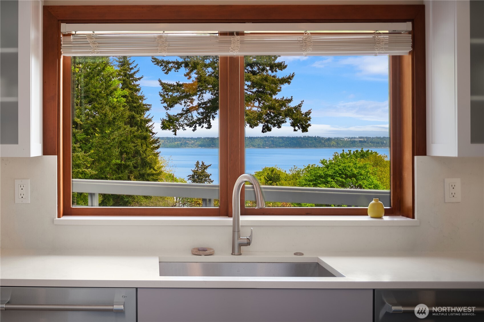 8425 SW 216th Street , Vashon, WA 98070