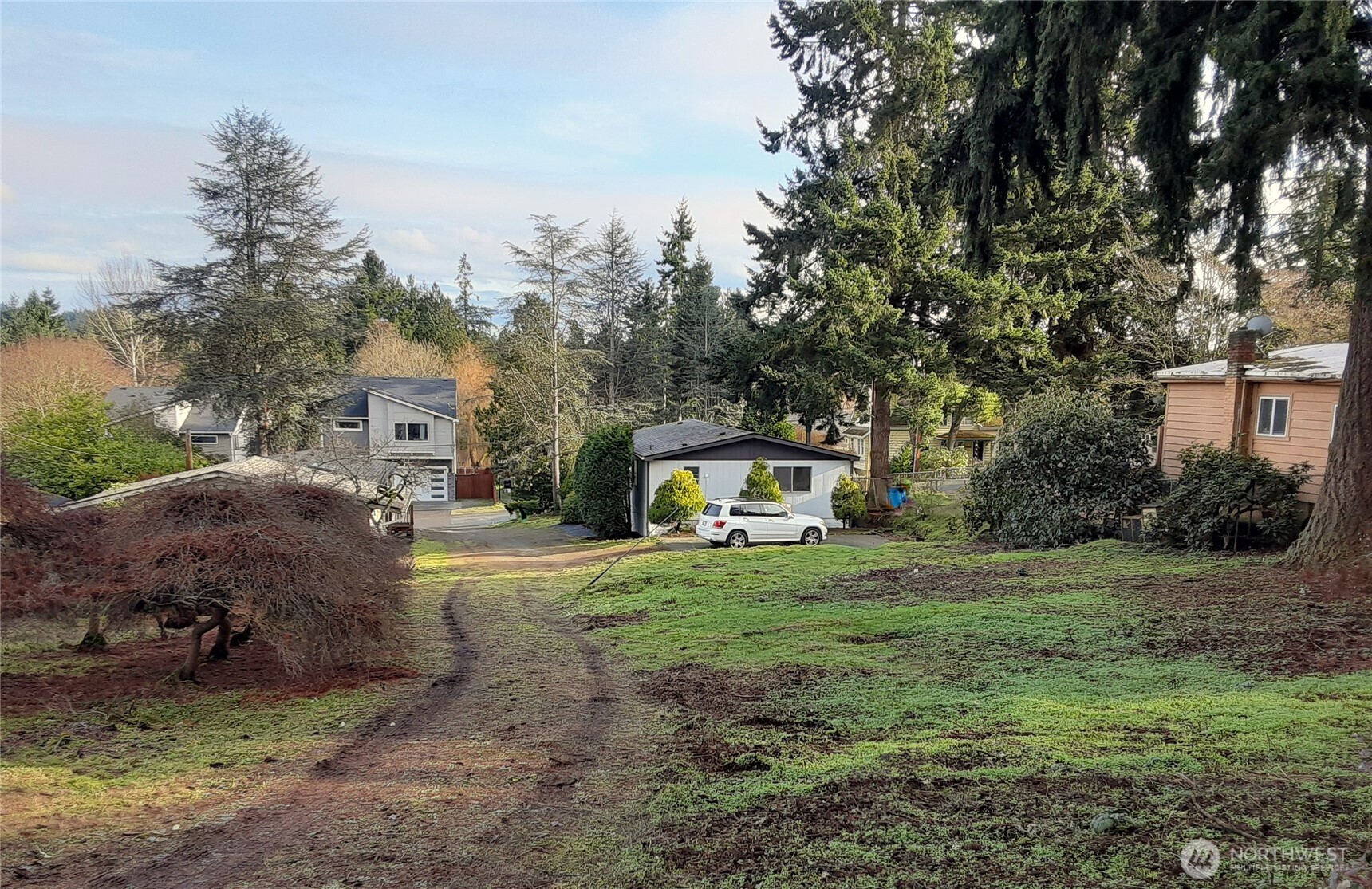 19015 16th Avenue NE, Shoreline, WA 98155