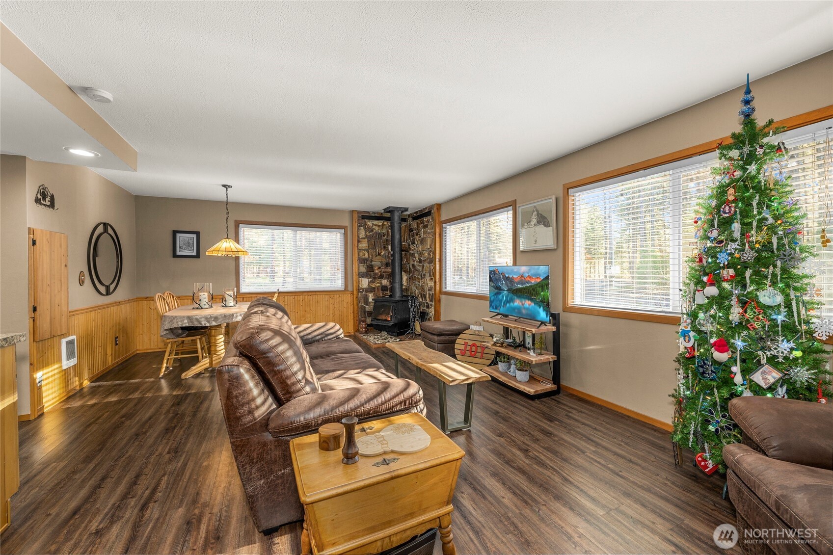25316 Saddle Street , Leavenworth, WA 98826