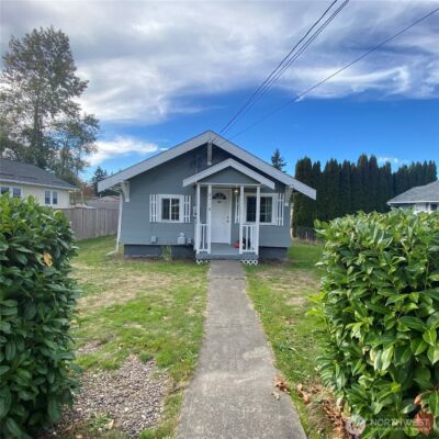 2716 Sylvan Drive W, University Place, WA 98466-2741