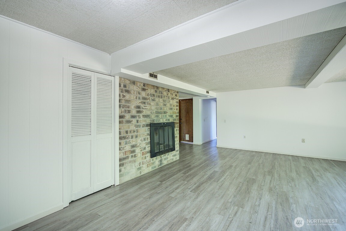 8435 198th Place SW, Edmonds, WA 98026