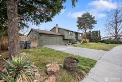 520 N Conway Place , Kennewick, WA 99336 - Photo 2