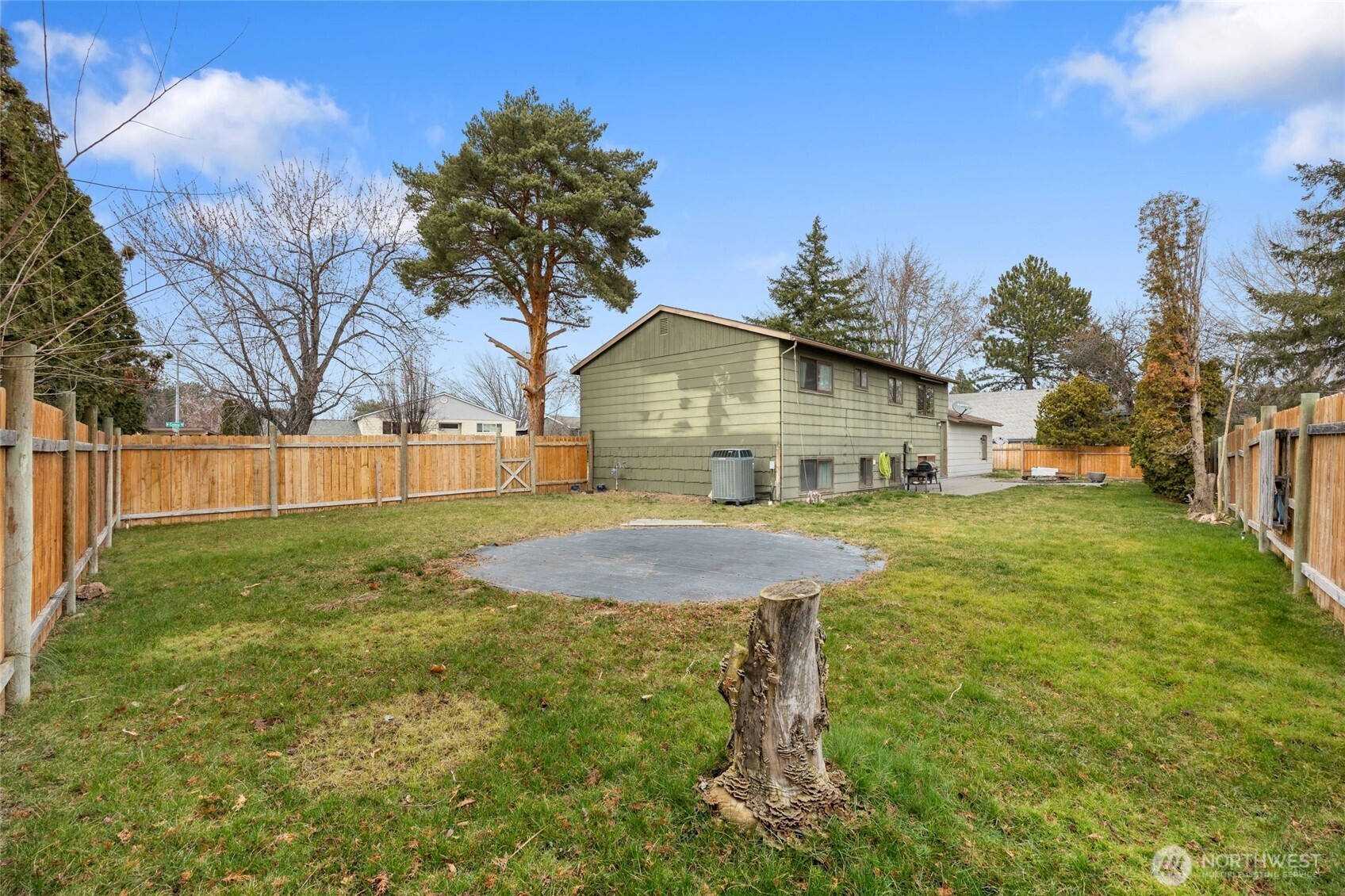 520 N Conway Place , Kennewick, WA 99336
