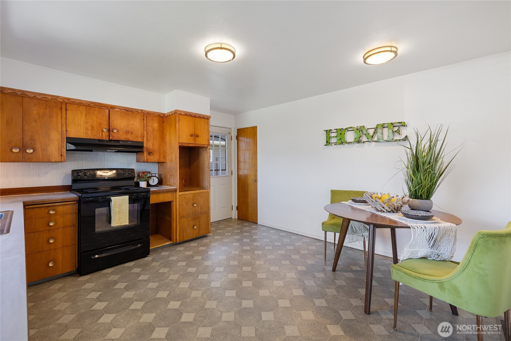 5236 S Thompson Avenue , Tacoma, WA 98408