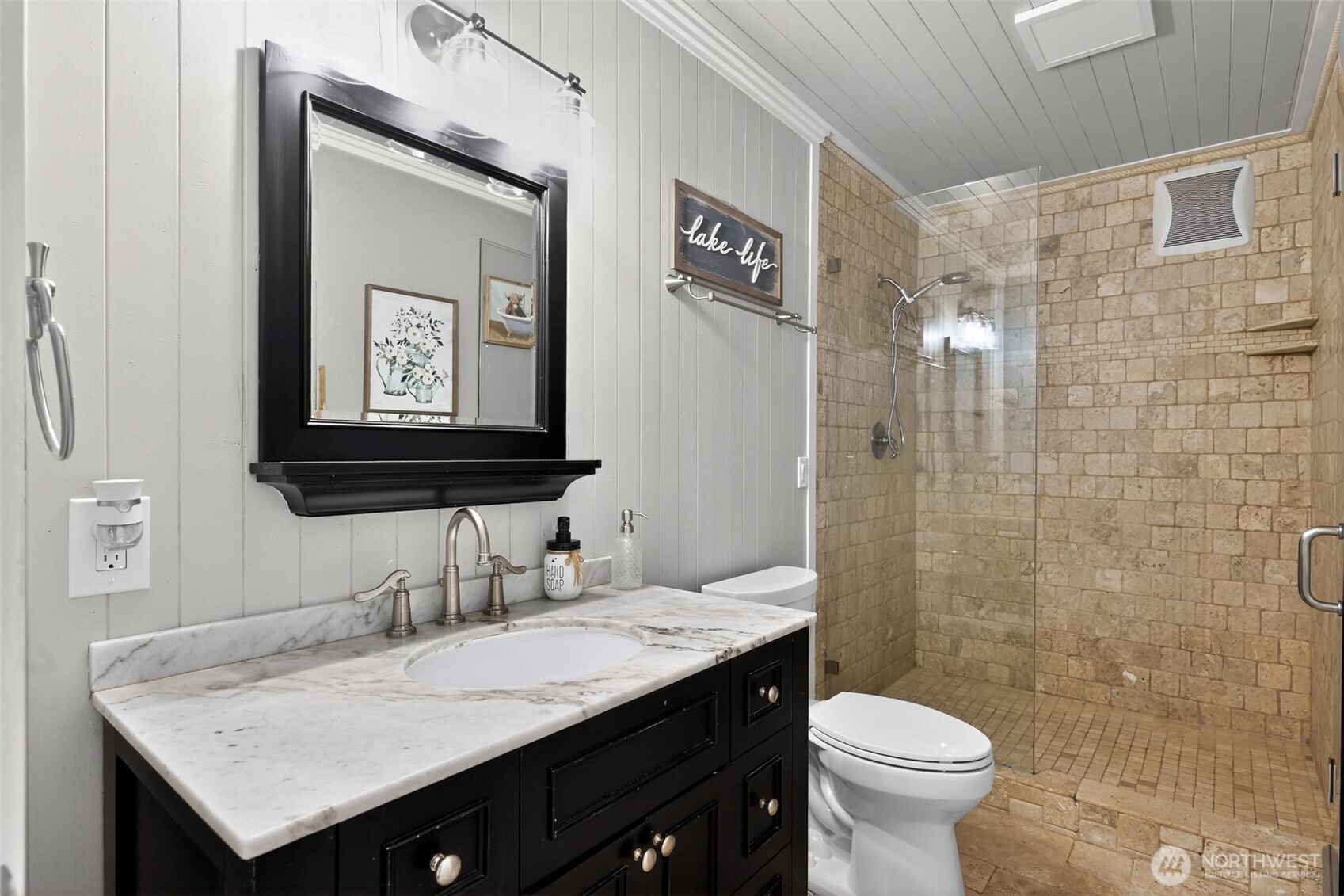 20009 SE 20th Place , Sammamish, WA 98075