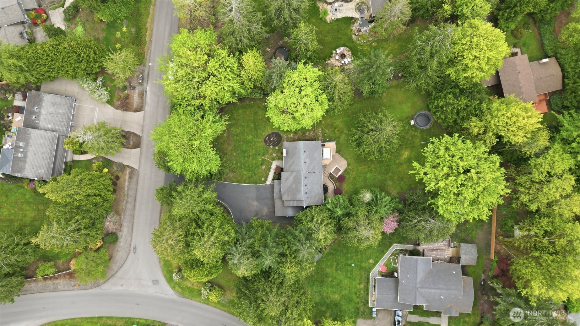 20009 SE 20th Place , Sammamish, WA 98075