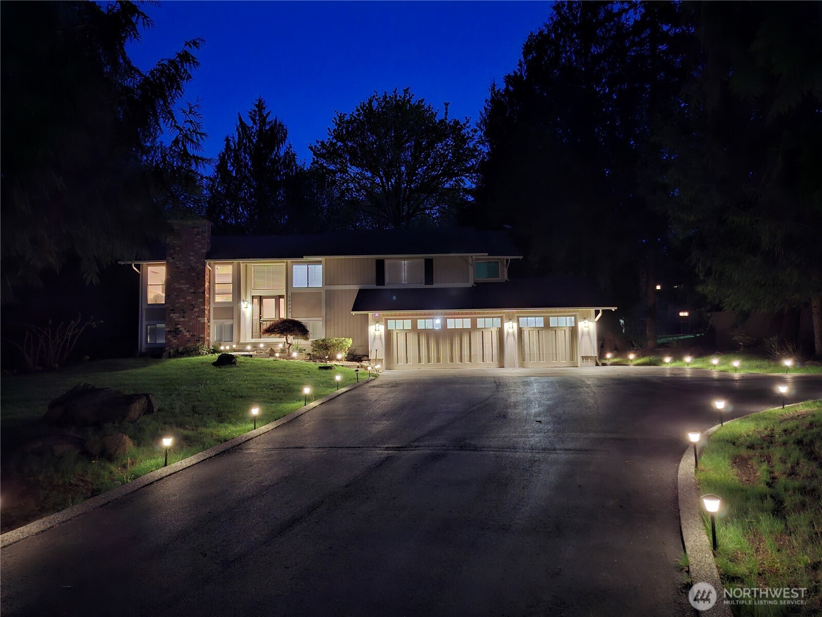 20009 SE 20th Place , Sammamish, WA 98075