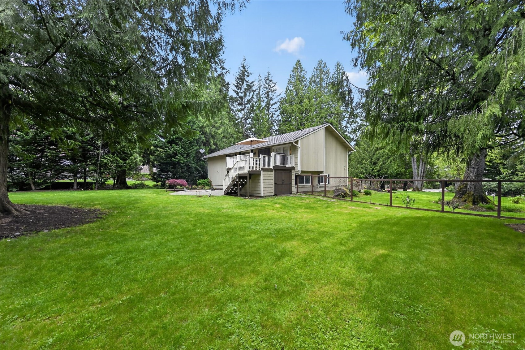 20009 SE 20th Place , Sammamish, WA 98075