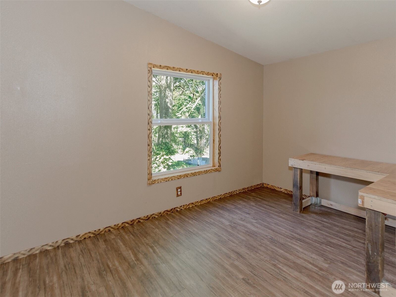 108 Longhorn Road , Amboy, WA 98601