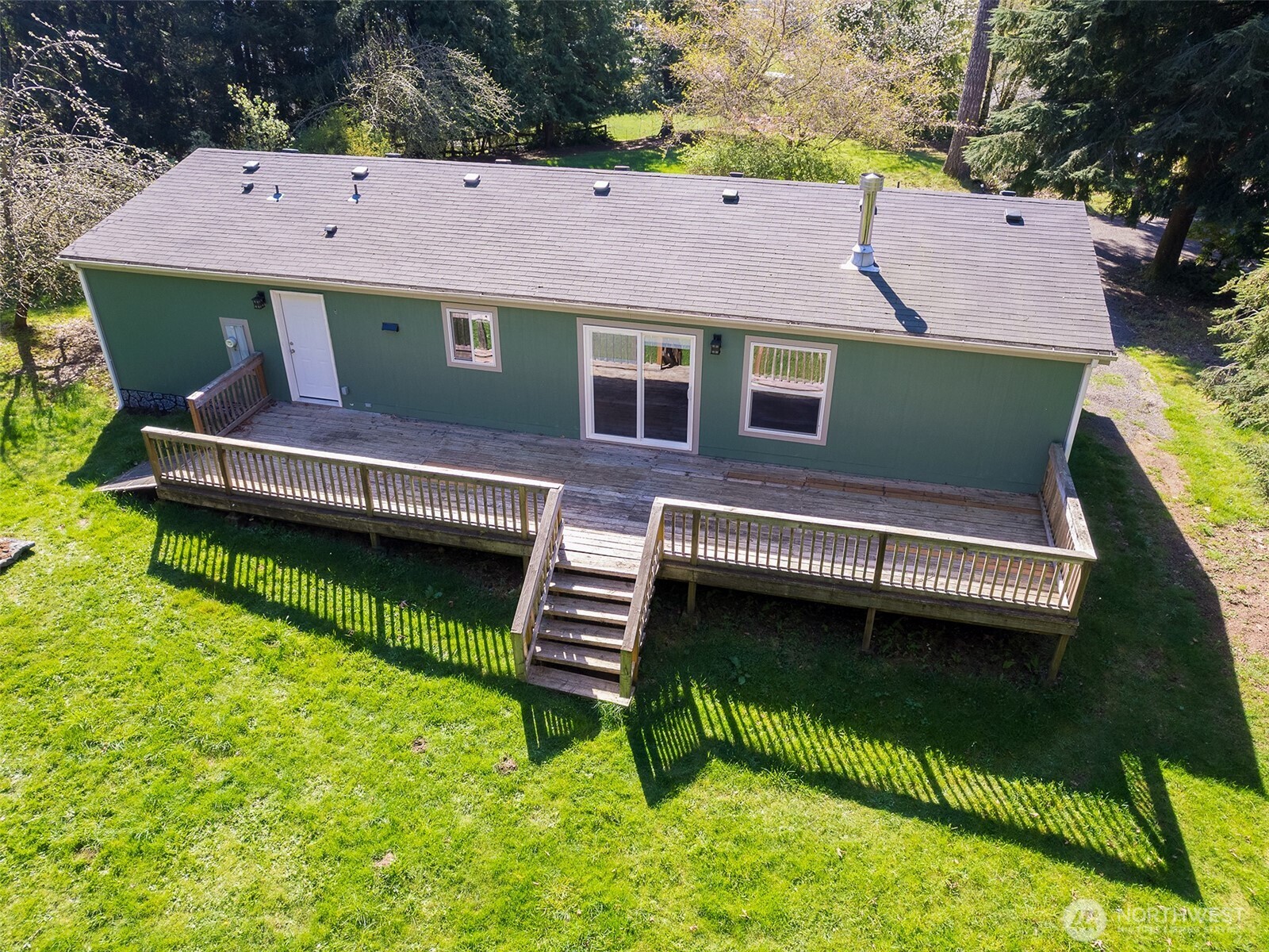 108 Longhorn Road , Amboy, WA 98601