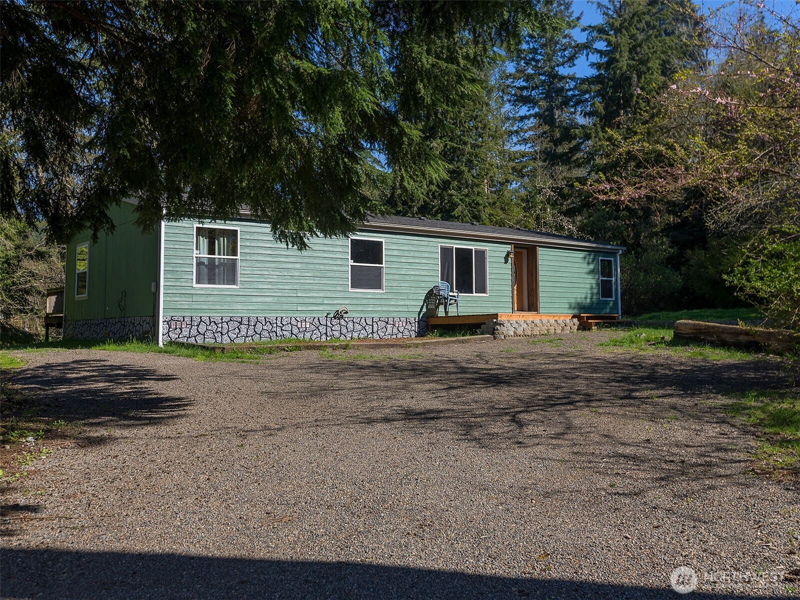108 Longhorn Road , Amboy, WA 98601