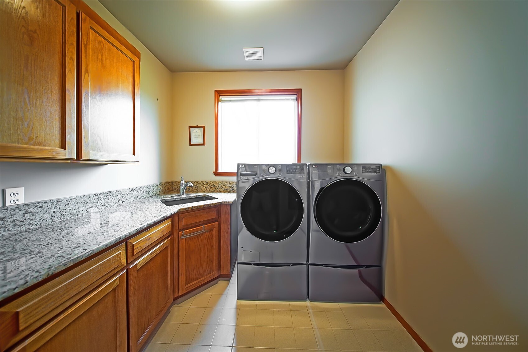 15301 147th Avenue E, Orting, WA 98360