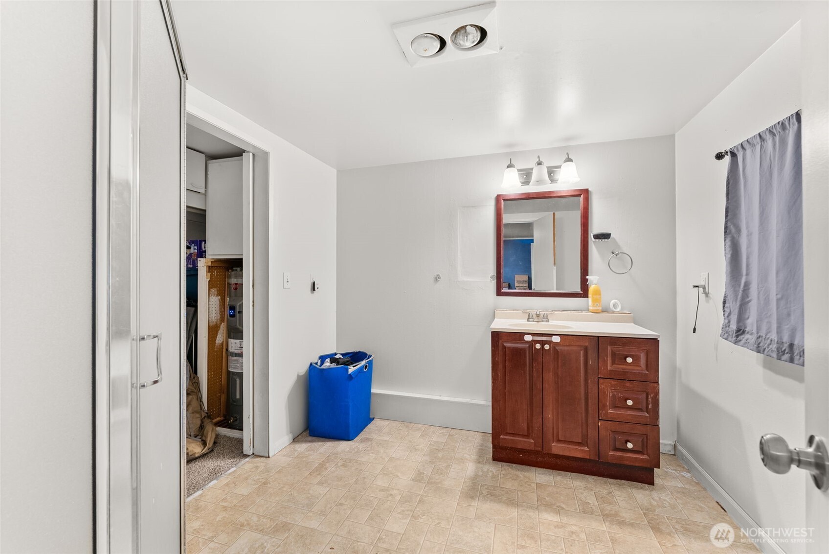 4212 Jackson Hwy , Chehalis, WA 98532