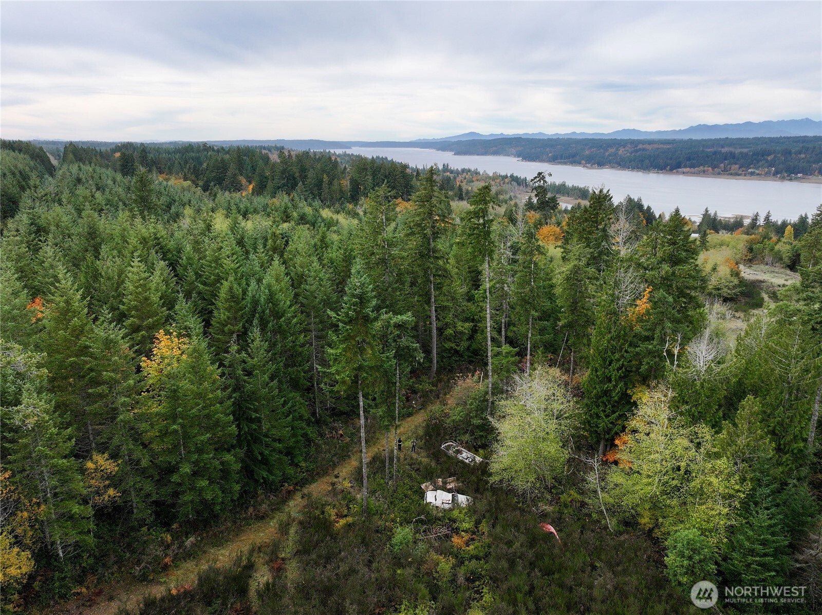 541 NE Squire Lane , Belfair, WA 98528