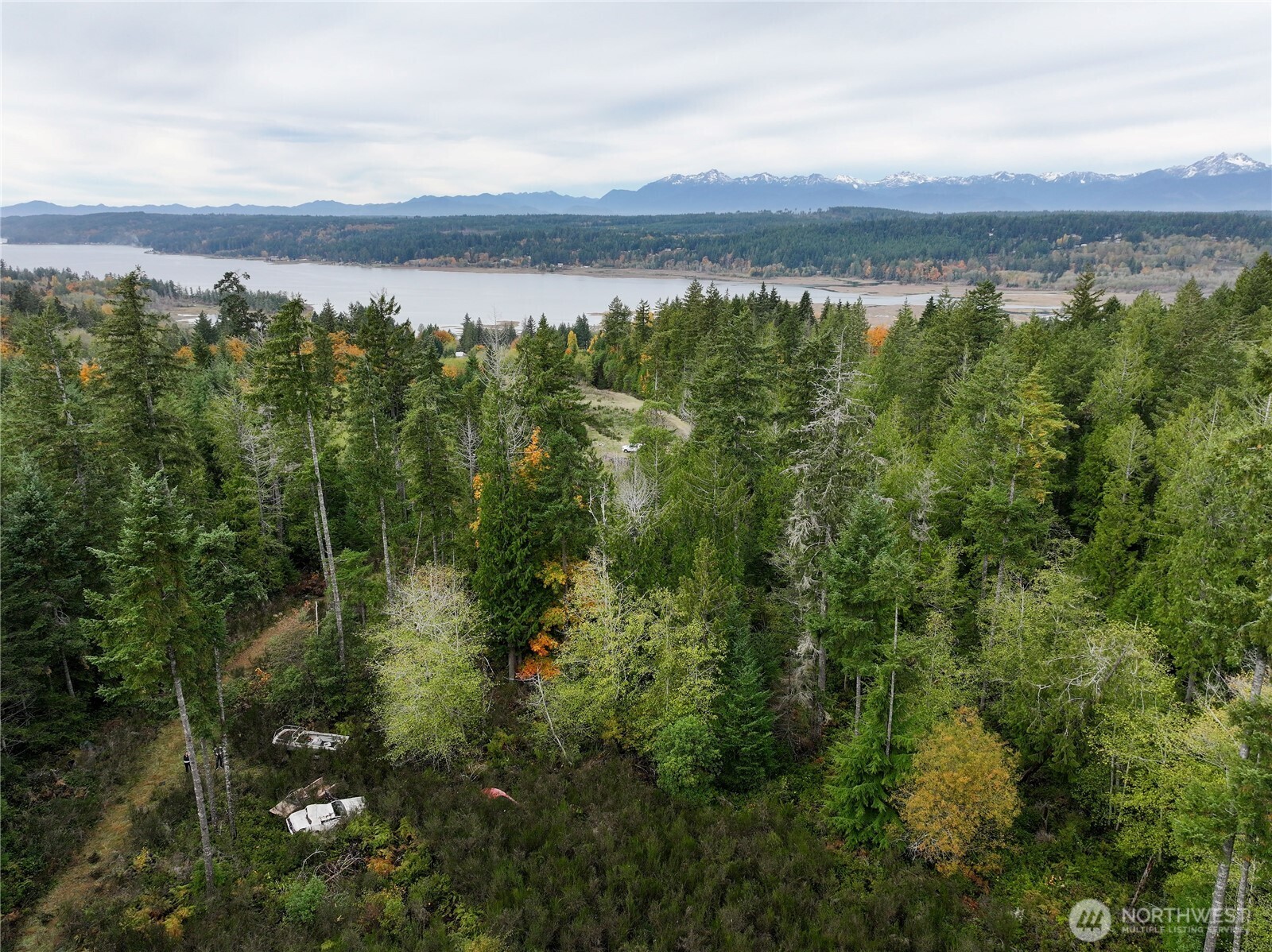 541 NE Squire Lane , Belfair, WA 98528