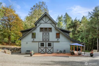 7698 Westerly Lane NE, Bainbridge Island, WA 98110
