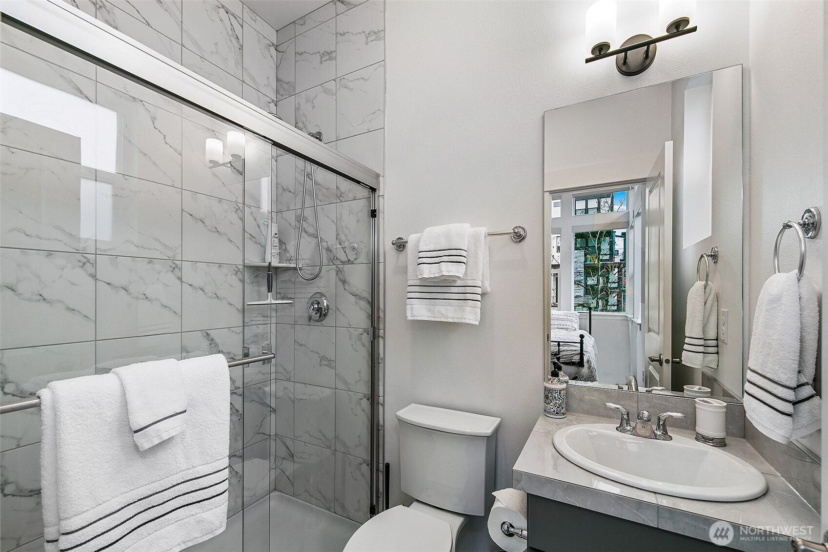 14002 3rd Avenue NE #105, Duvall, WA 98019