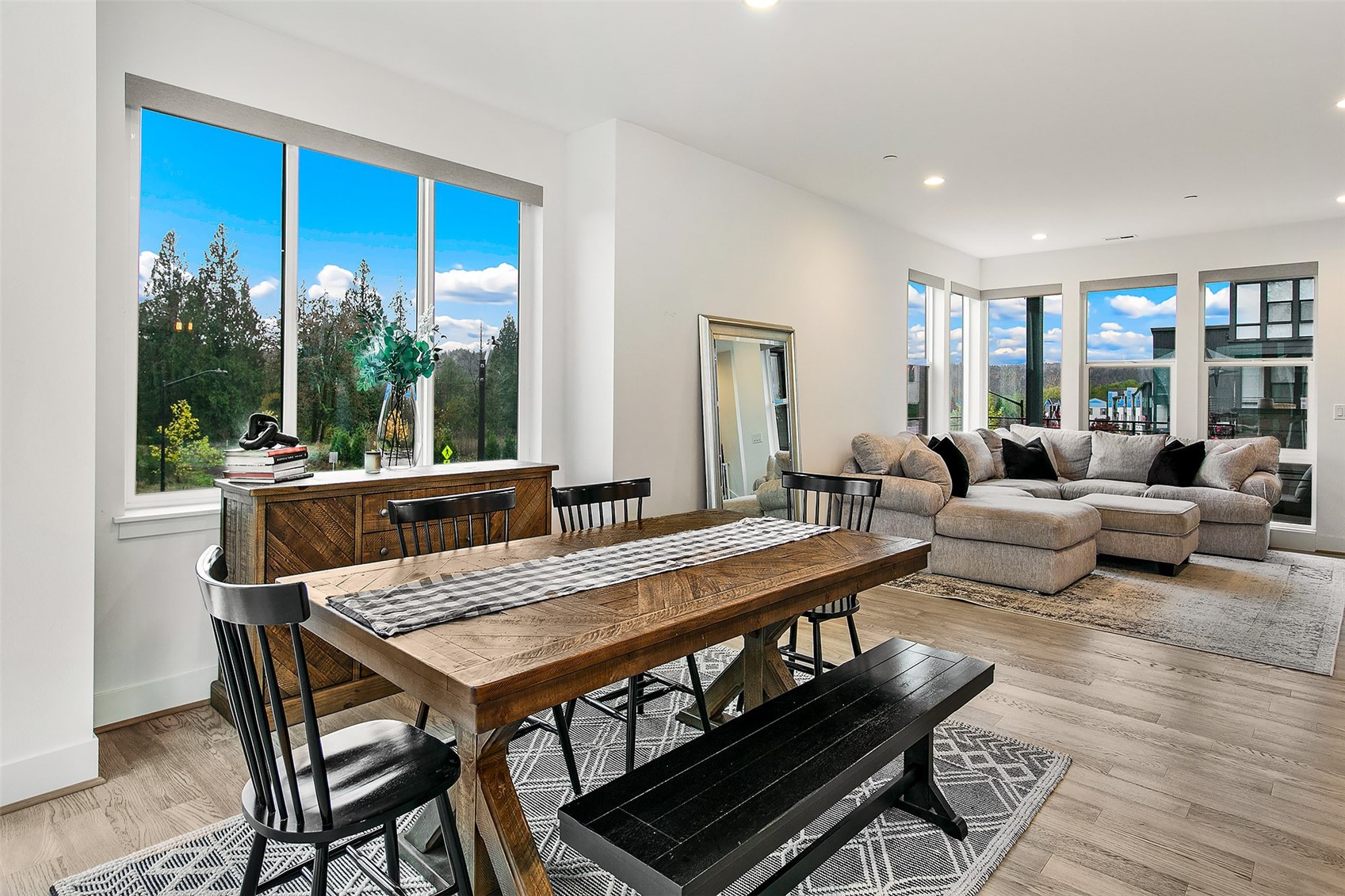 14002 3rd Avenue NE #105, Duvall, WA 98019