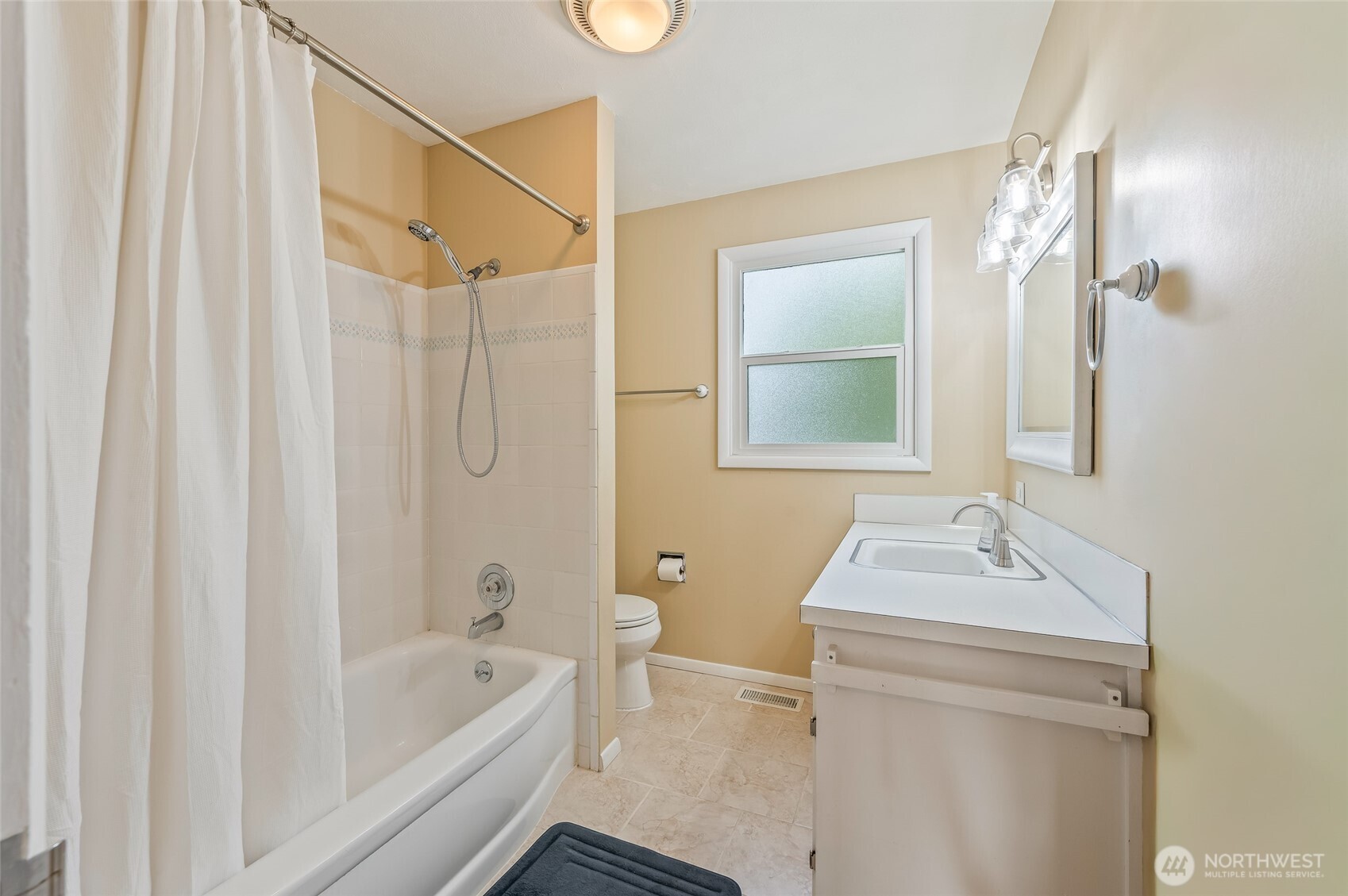 1540 N Astor Court , East Wenatchee, WA 98802