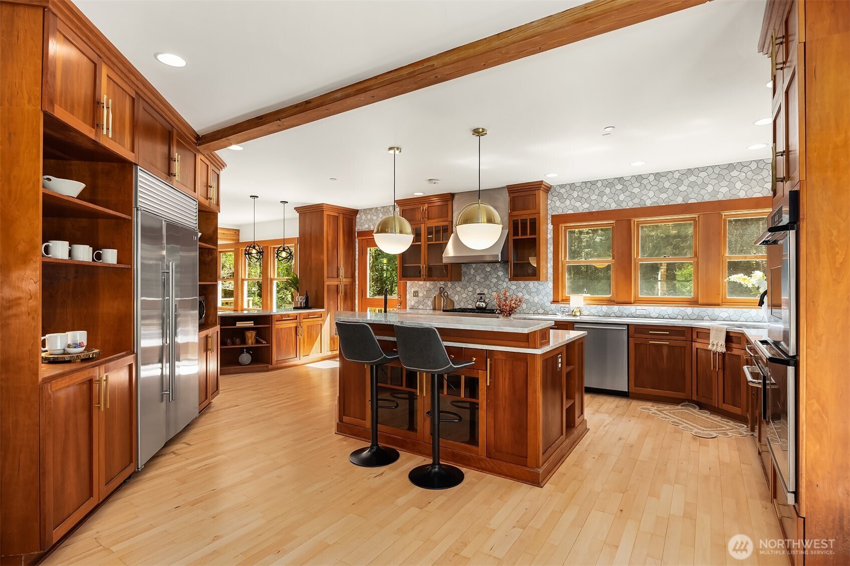18305 121st Avenue SW, Vashon, WA 98070