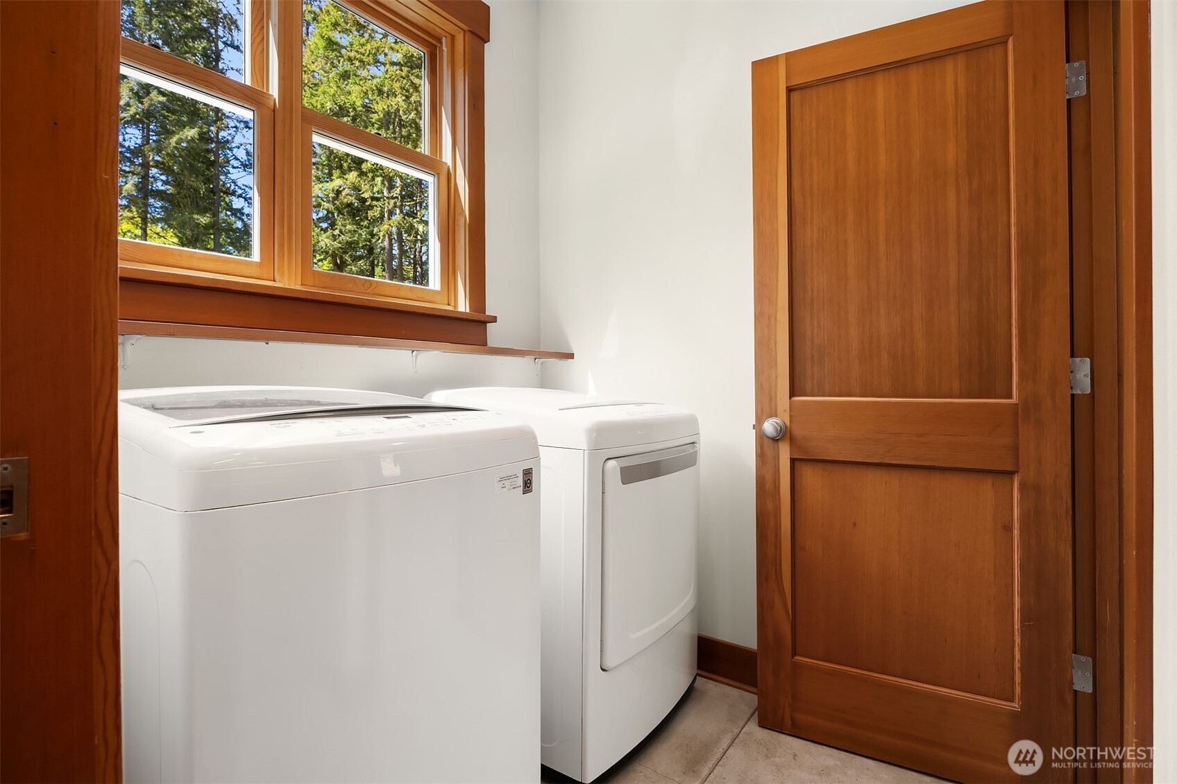 18305 121st Avenue SW, Vashon, WA 98070
