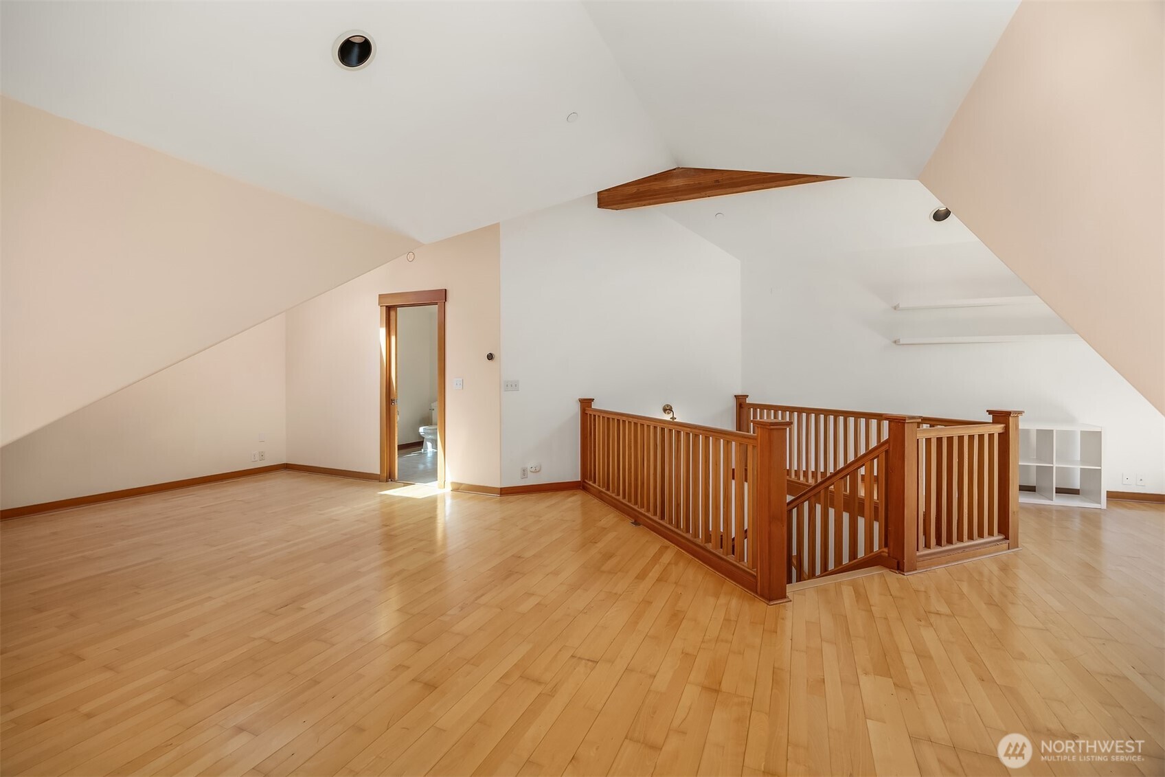 18305 121st Avenue SW, Vashon, WA 98070